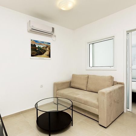 Home4Trip Bat Yam Camera foto